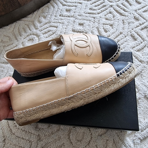 Authentic Chanel espadrilles - Picture 5 of 11